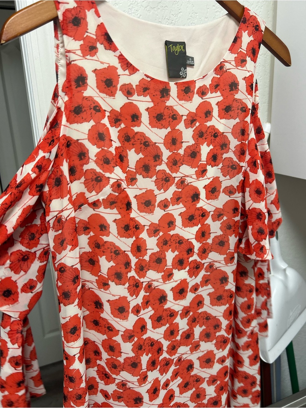 Taylor Red Poppy Floral Cold-Shoulder Dress